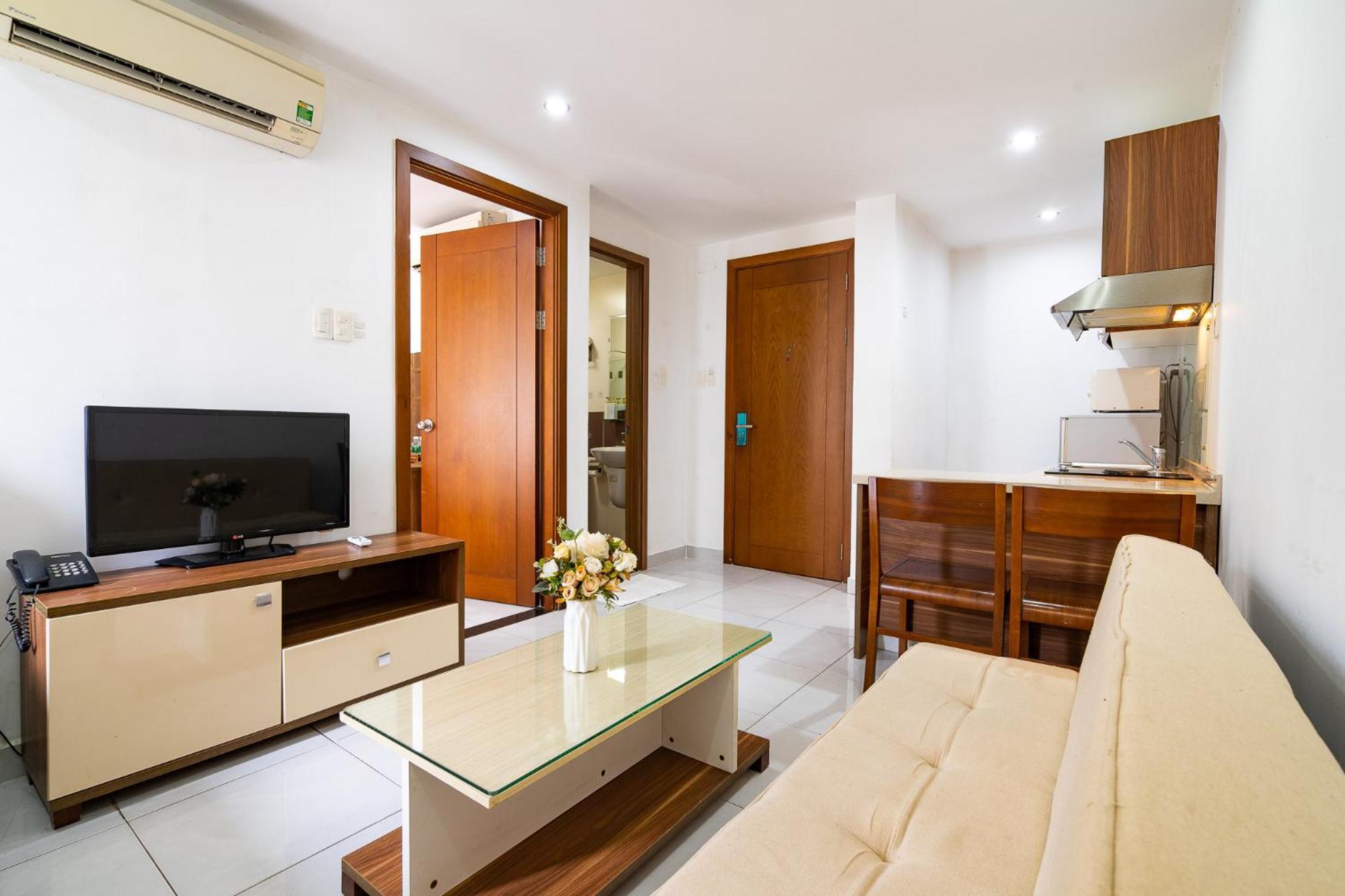 Suite Deluxe Có Giường Cỡ King
